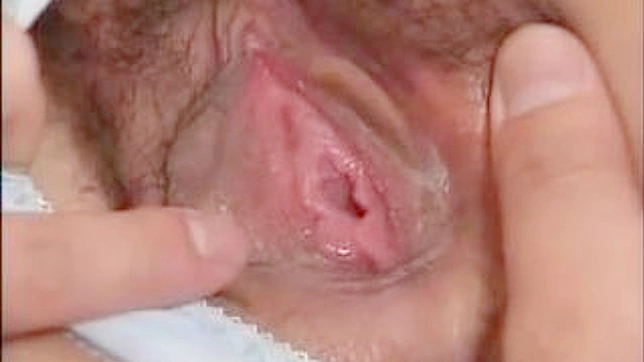 疯狂亚洲群交，双穴插入尽情蹂躏她至失控