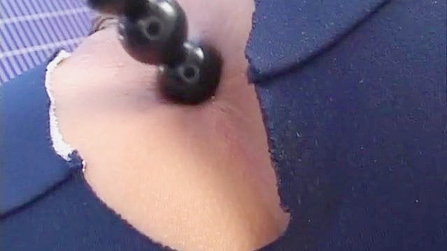 泳装伊吹的两个洞被疯狂操弄