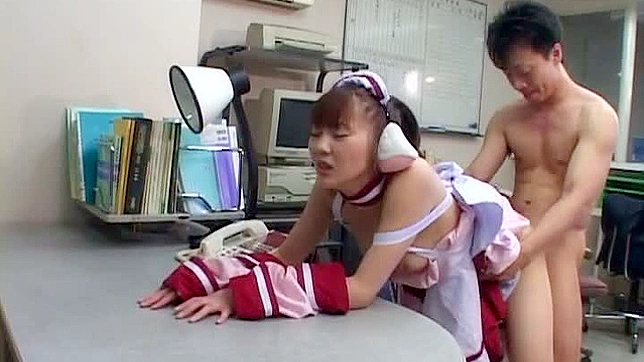 狂野亚洲硬核剧情：性感cos女郎的疯狂之夜