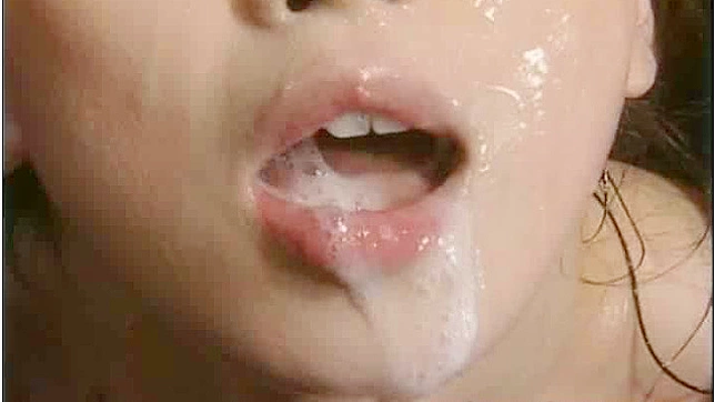 疯狂吞精大赛，十个饥渴女郎的极致诱惑。