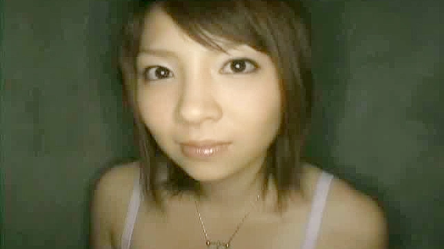 亚洲素人Natsumi Fukuyama吸塑胶阳具的癖好表演