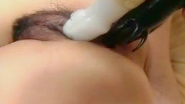 迷人的亚洲肛交与宝贝MahiroKatase的极致体验