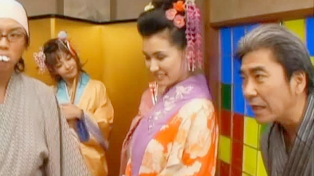 小泽玛利亚是可爱的亚洲美人骑乘硬挺的阳具