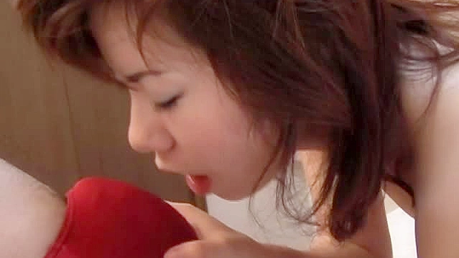 仓田ひろみ卧室戴套疯狂做爱