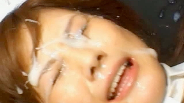 神田ひめ亚洲娃娃享受多人喷射