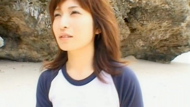 安娜·纳巴调皮亚裔美女爱展示并擅长口交服务