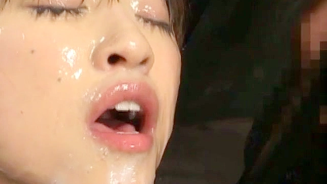 亚洲妹子多人喷射激情秀