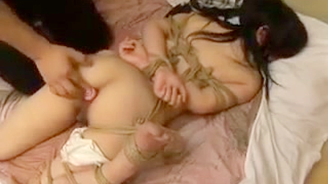 丰满直女戴口罩真实啪啪体验