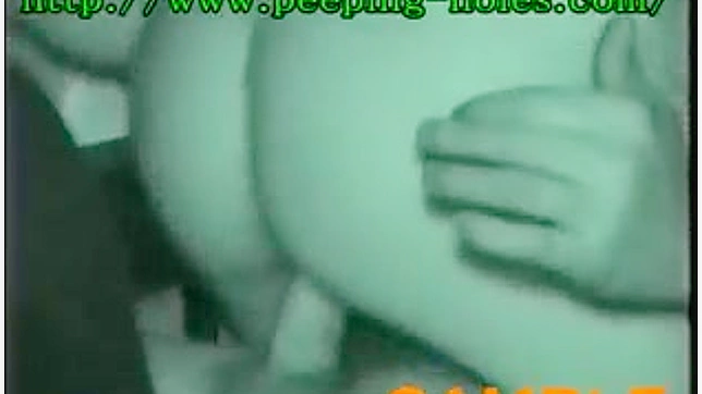 隐藏摄像记录下的激情做爱，疯狂的亚洲情侣热战中