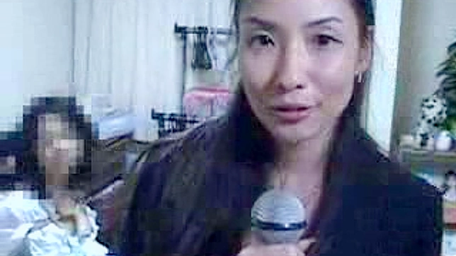 日本女孩渴望男友手淫她的阴部