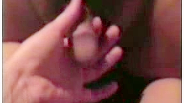 技巧娴熟的日本女士正在做手淫服务