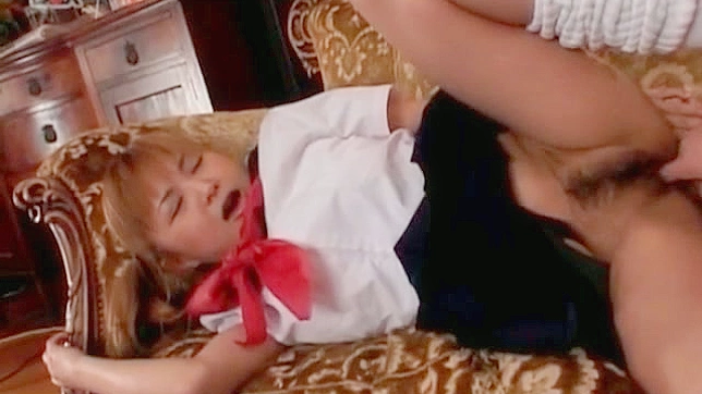 亚洲校花可操逼被手指探视频2