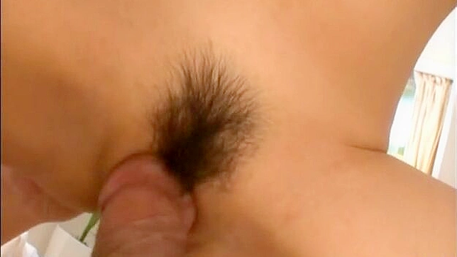 迷人的邪恶亚洲玩偶正在享受真实的性爱体验