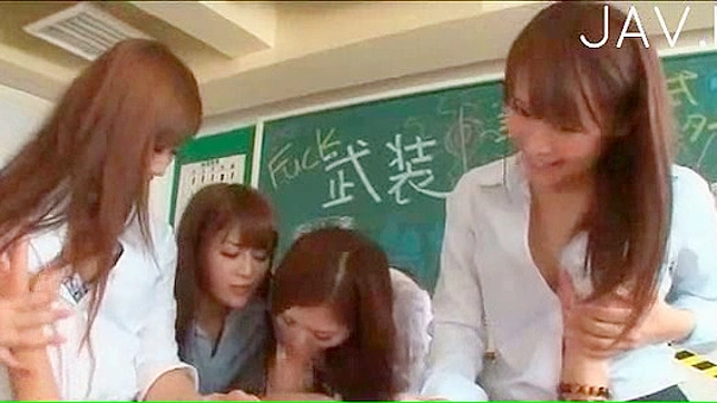 性导师教导学生如何获得美妙的爱爱体验