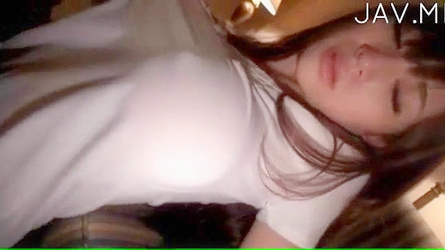 无名英雄吉田拯救了被情欲困扰的男人们