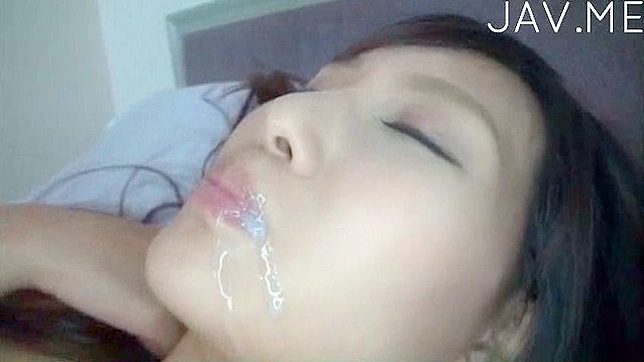 丰满巨乳美女在激烈钻探后迎接浓稠精液洗礼