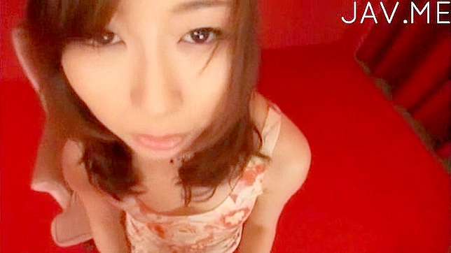 性感美女懂得如何给予炽热的性爱体验