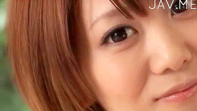 天真美女示范如何驾驭巨尺
