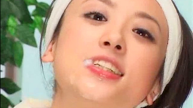 迷人的场景：性感女士激情口交
