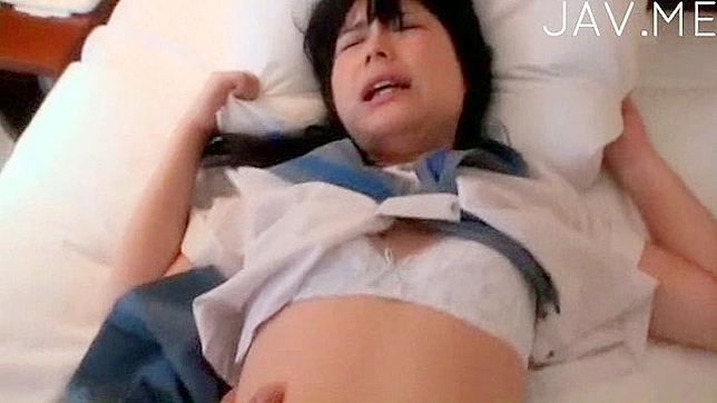 甜美少女口交大屌后被狂肏