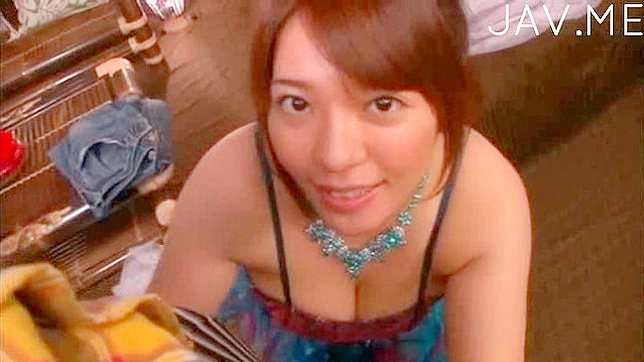 选美皇后独自享受时光后被深入探索