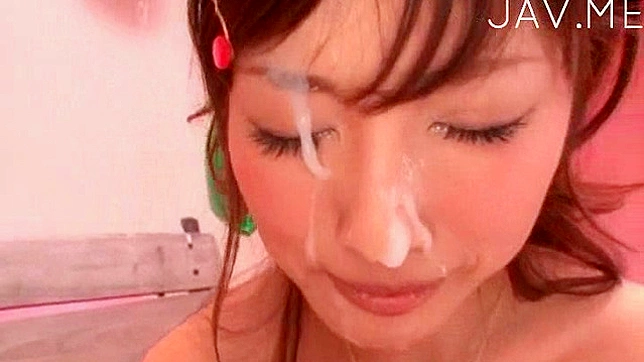 红发美艳日女深情口交粗壮巨物