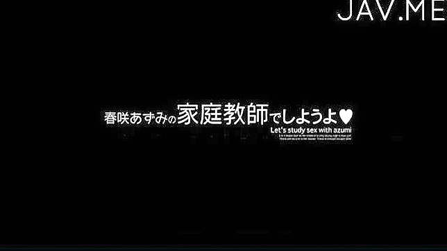 美女呻吟声大，激烈抠逼，阴道湿漉漉的