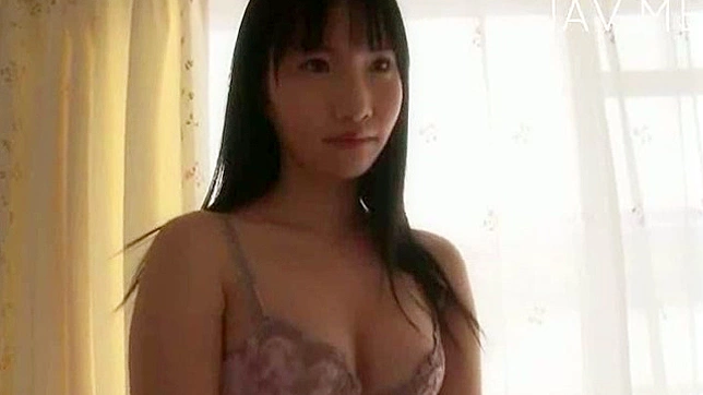 甜美日本少女渴望极致宠爱体验