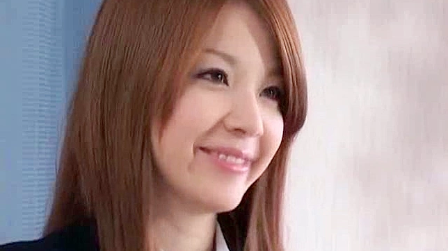 学校女孩紧致阴道被饥渴男狠狠撞击