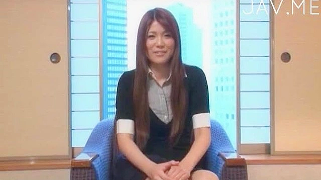 业余妹子被说服口吹这只硬挺的大屌