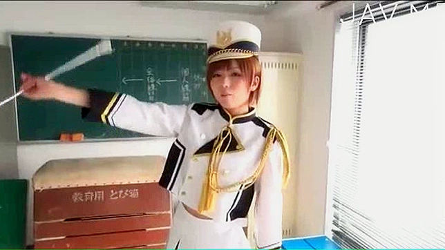 玩弄可爱的日本女孩的多毛小妹妹