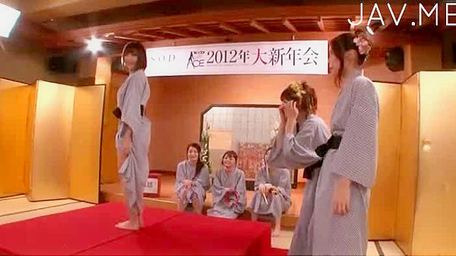 多个日本美人儿的令人愉悦舔屌会话