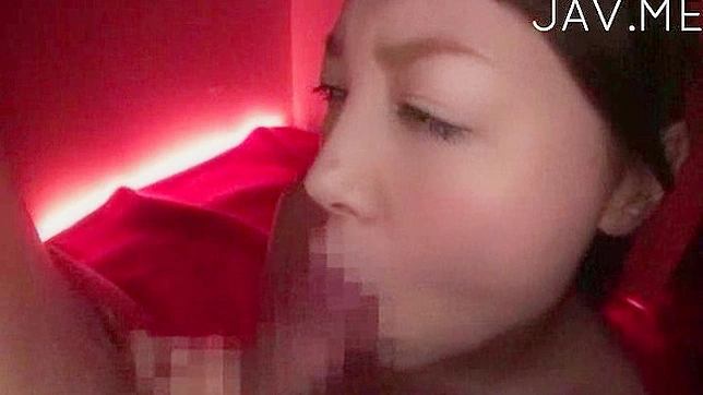 与性感业余大奶妹的特写口交体验