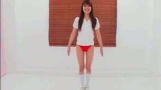 日本美女需要满足她饥渴的阴道欲望