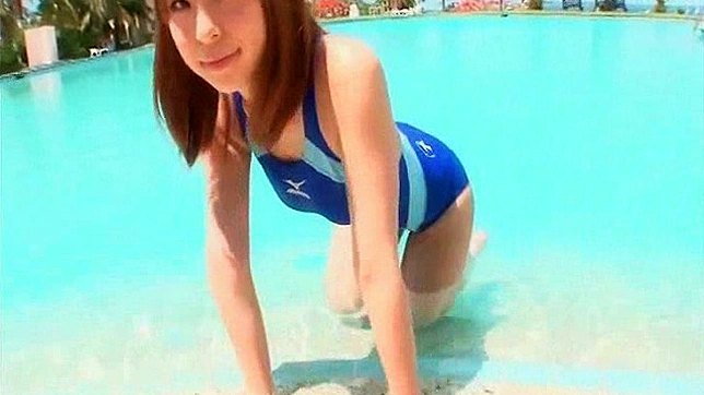 性感日本美少女的比基尼诱惑展示