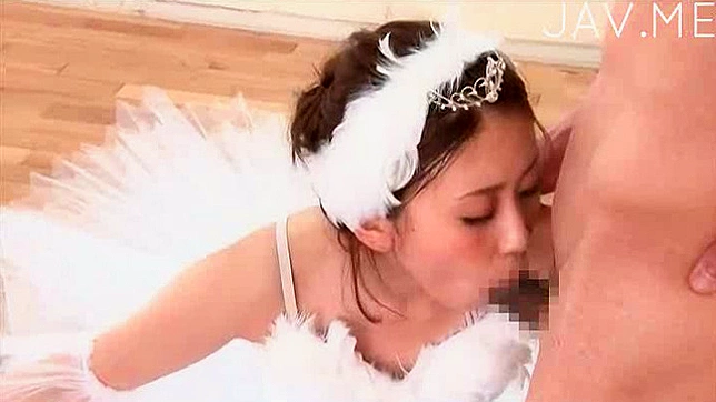 性感日本芭蕾舞者激烈阴道撞击体验