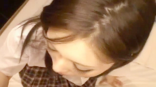 诱惑性感的日本美女正在进行深度交媾