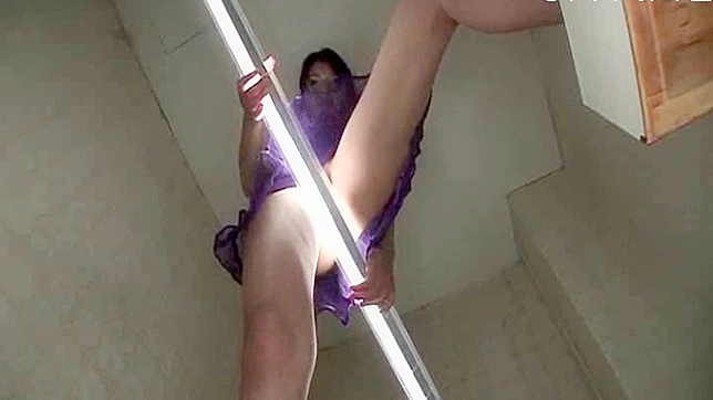 性感日本美少女饥渴小穴的激情享受