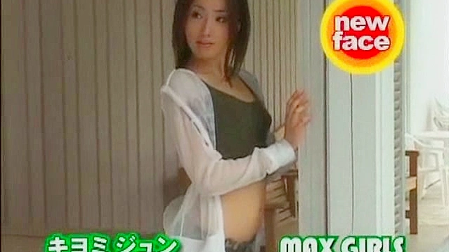 日本美天使跪舔巨根深情吞咽