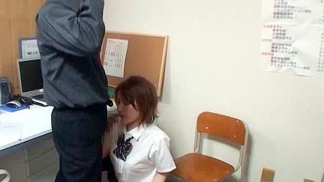亚洲短发学生被校长狠狠操了