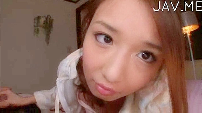 日本少女准备吞下大阳具时被拍摄