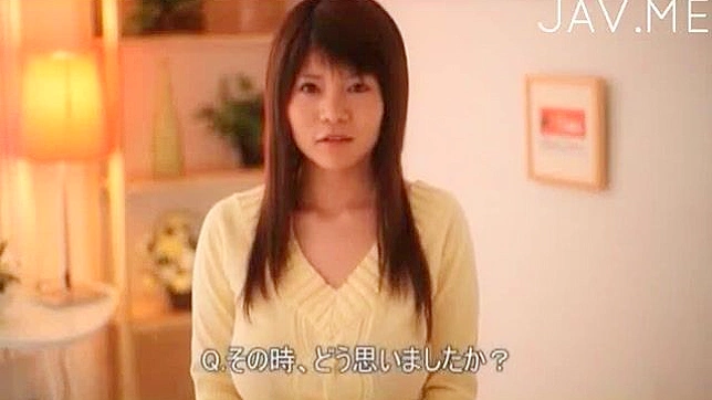 饥渴的男人玩弄女学生的巨乳