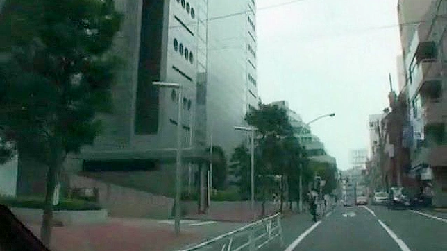 学生女郎口交并吞下精液