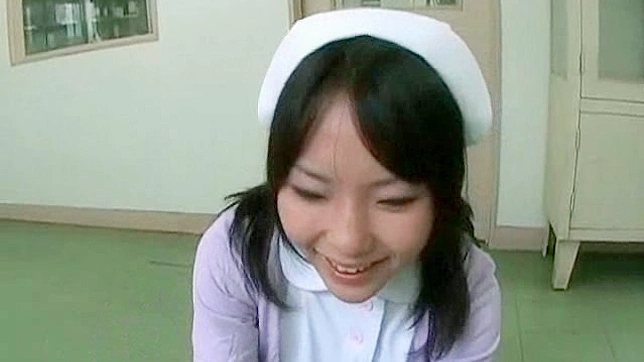 日本少女丰满胸部被猛烈撞击至高潮