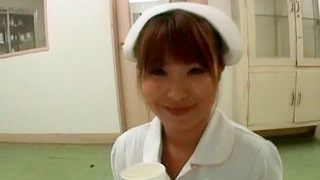 亚洲女孩尝试多种方式取悦男朋友