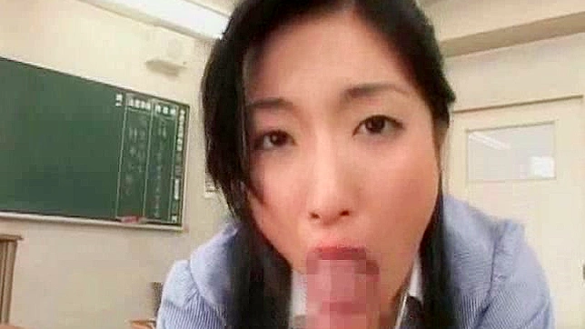 淘氣的大胸亞洲天使獲得強烈的肏幹