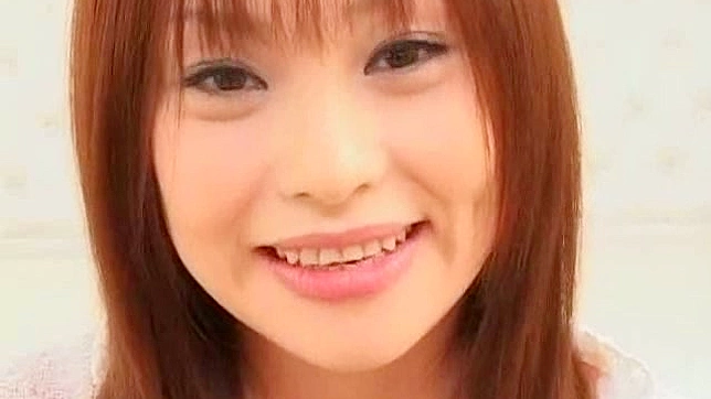 辣妹校花剃毛后被激情探索私处