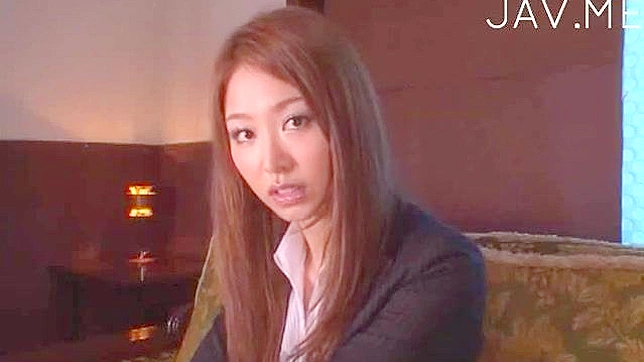 腼腆业余少女穿丝袜享受深层快感