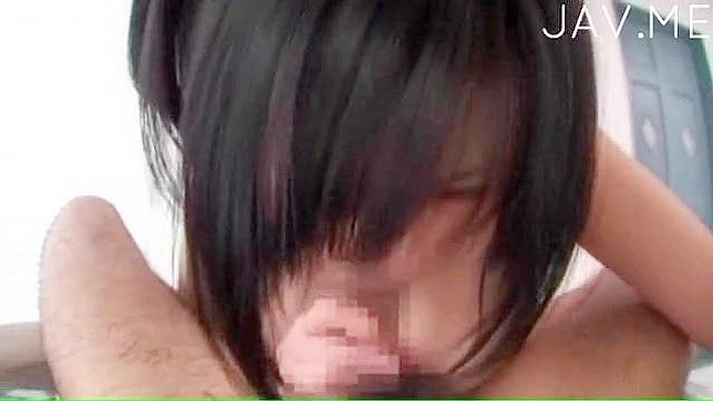 令人印象深刻的自拍口交，性感女孩渴望吞咽精液