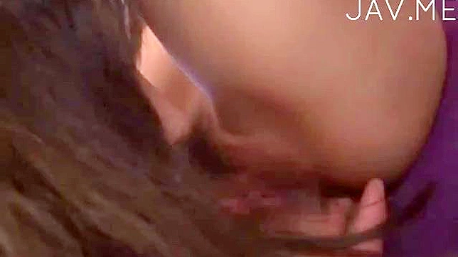两位毛茸茸淫穴的日本美女销魂缠绵性爱